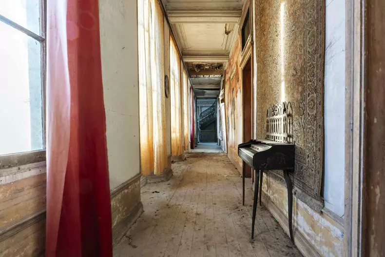 requiem-pour-pianos-49-5e81e867d1290__880