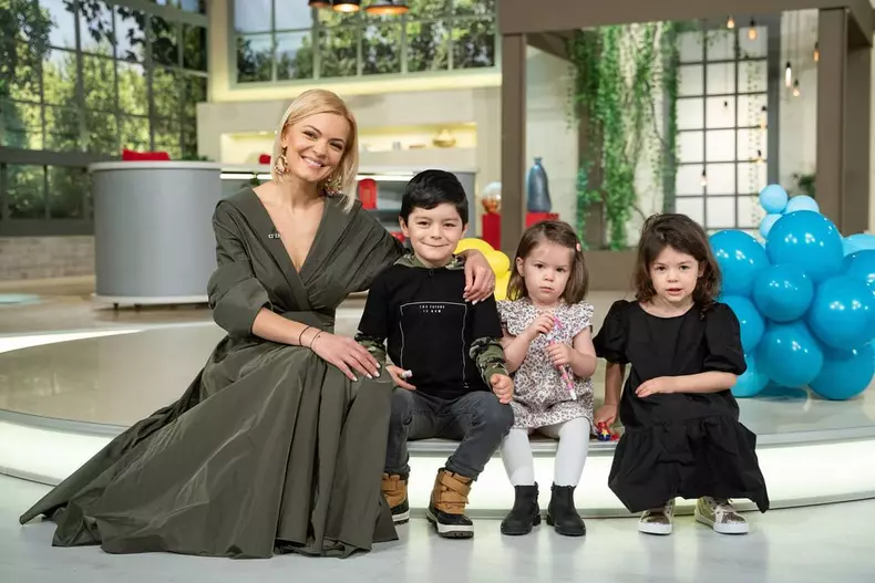 Lavinia Petrea și copiii ei