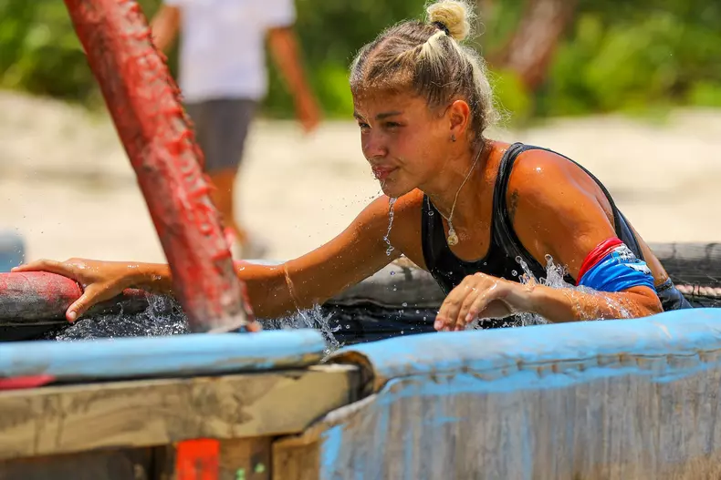 alexandra-porkolab-eliminata-survivor-5