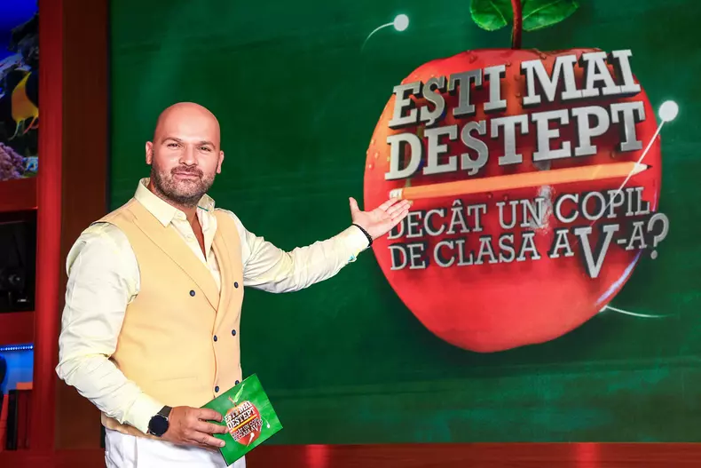 andrei stefanescu prezentator esti mai destept decat un copil de clasa a V a (2)