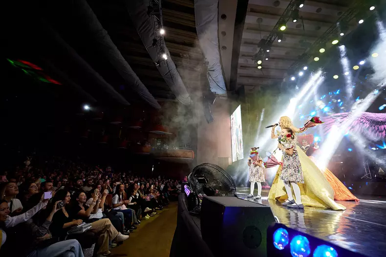 Andreea Bălan - concert Sala Palatului (11)