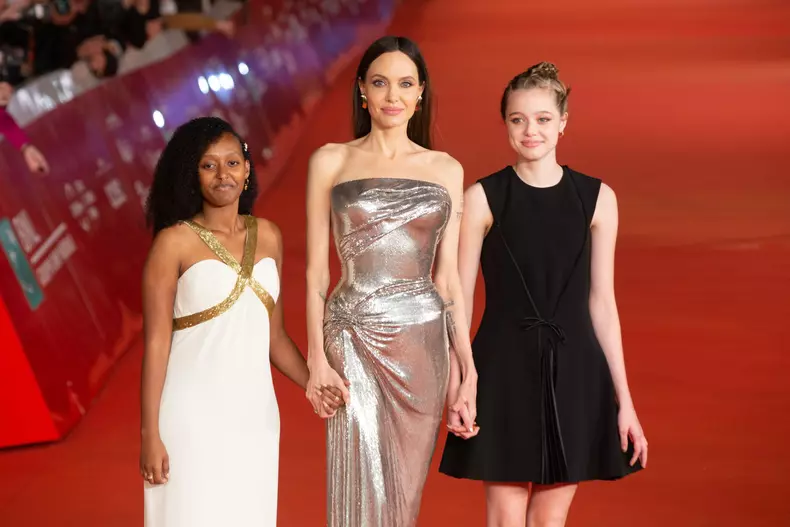 Sahara, Angelina Jolie și Shiloh