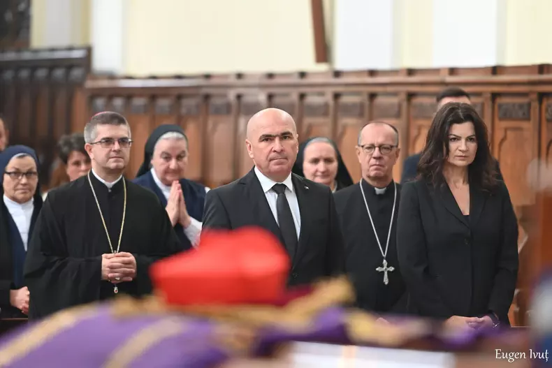Ioana, iubita lui Ilie Bolojan (1)