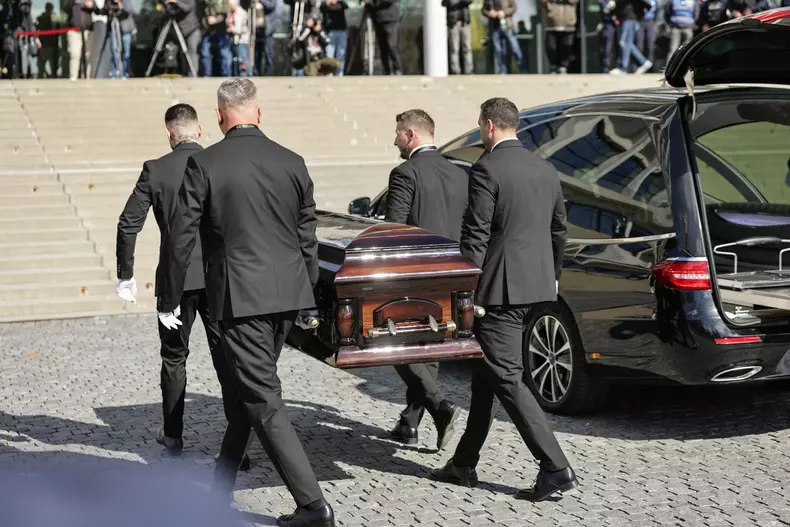 inmormantare-mircea-lucescu-foto-vlad-chirea (31)