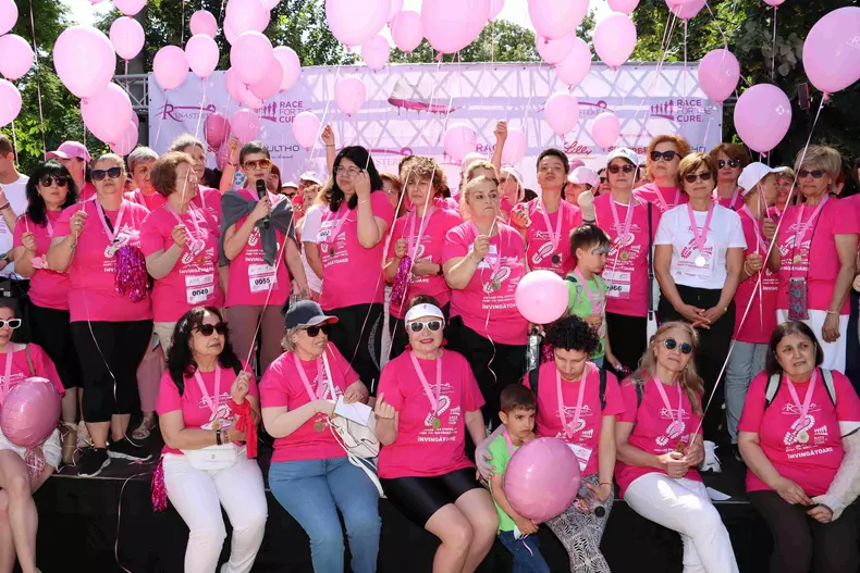 Invingatoarele cancerului _Race for the Cure Romania_Fundatia Renasterea (13)