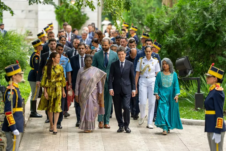 Mirabela Gradinaru vizita presedintei din India 7