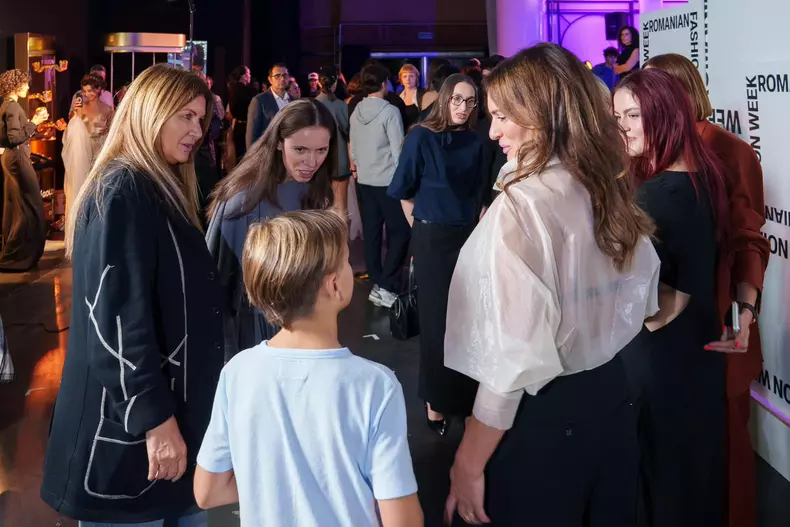 Mirabela Gradinaru fashion week 5