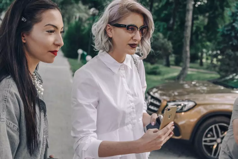 ELLE BLOGGING AWARDS 2017 Detaliile unui garden party de neuitat (10)