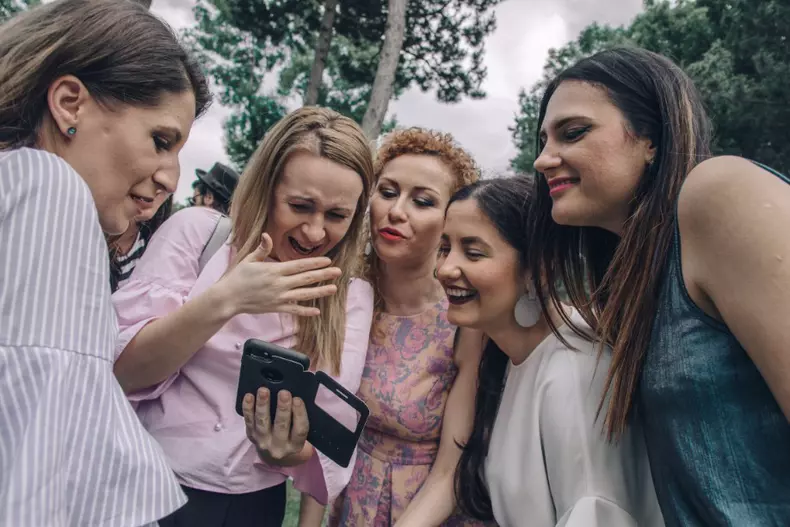 ELLE BLOGGING AWARDS 2017 Detaliile unui garden party de neuitat (24)