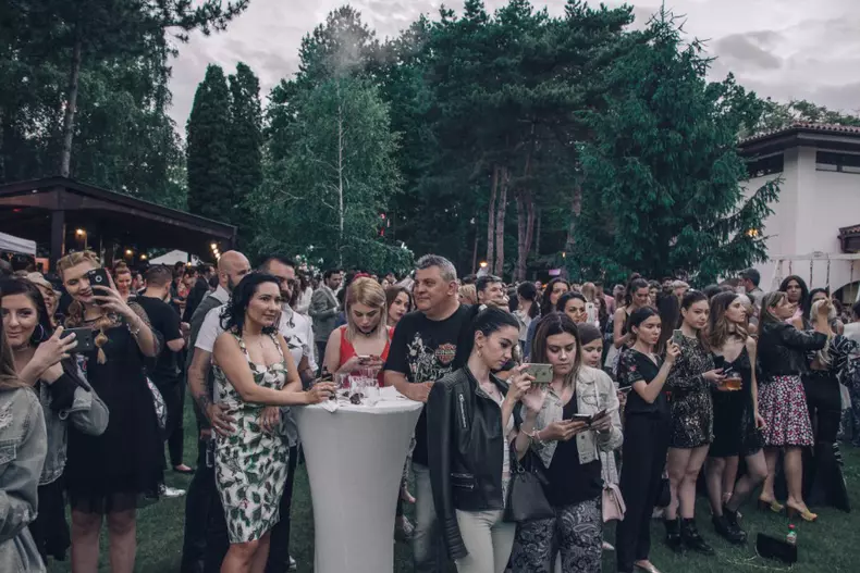 ELLE BLOGGING AWARDS 2017 Detaliile unui garden party de neuitat (47)