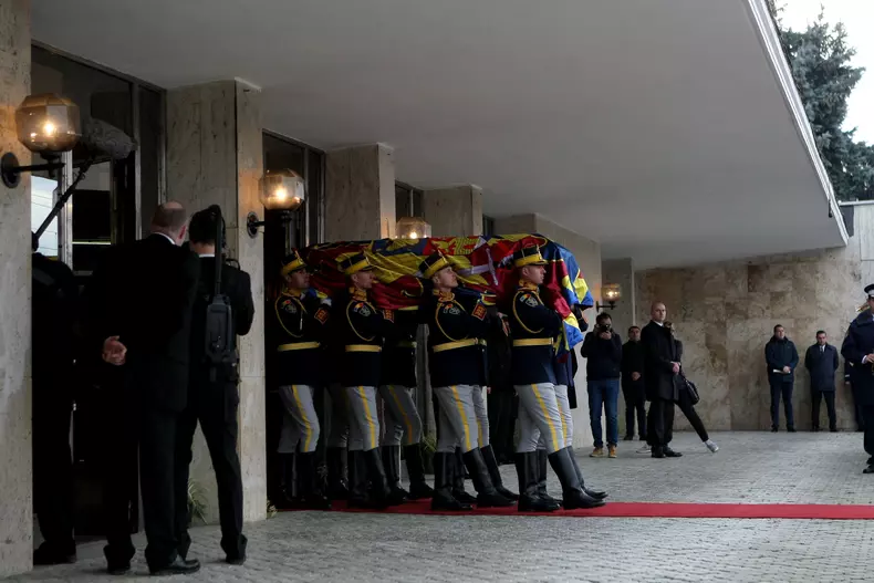 Imagini impresionante de la funeraliile Regelui Mihai I