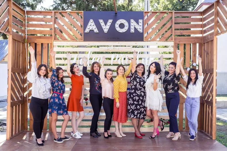 AVON a pus satul Valea Părului pe harta frumuseții din România