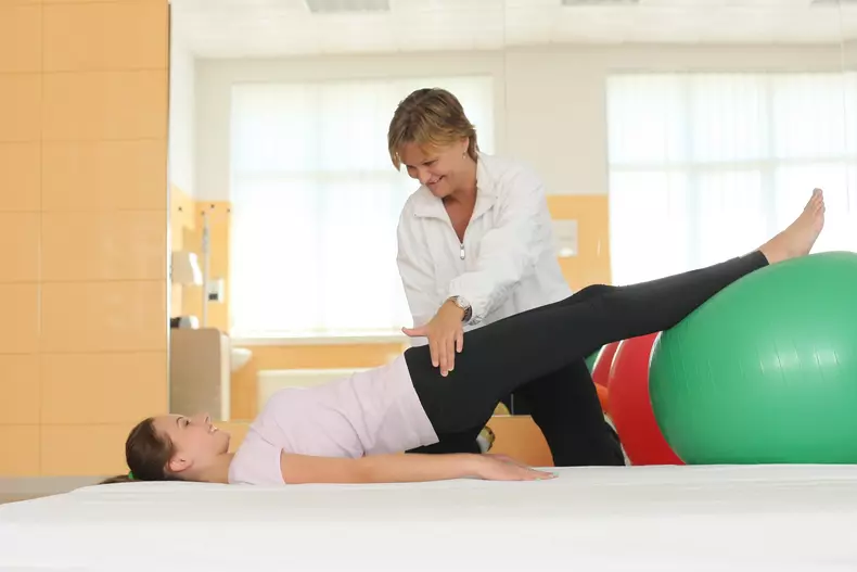 GIMNASTICA-MEDICALA-KINETOTERAPIE