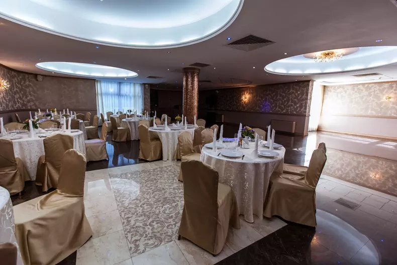 Restaurant-Inter-1