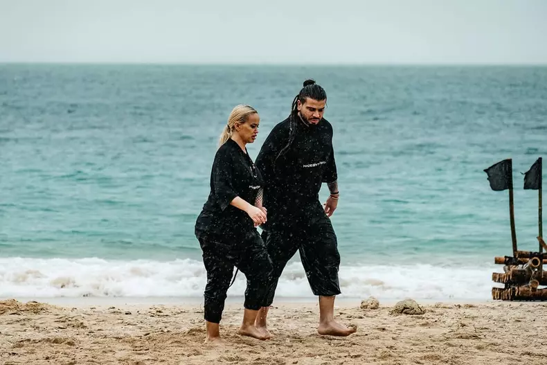 Anda Adam și soțul, la Asia Express (2)