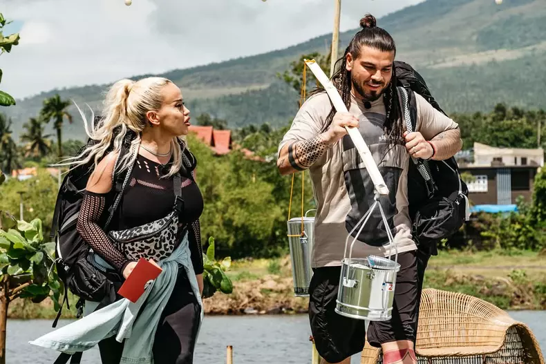 Anda Adam și soțul, la Asia Express (5)