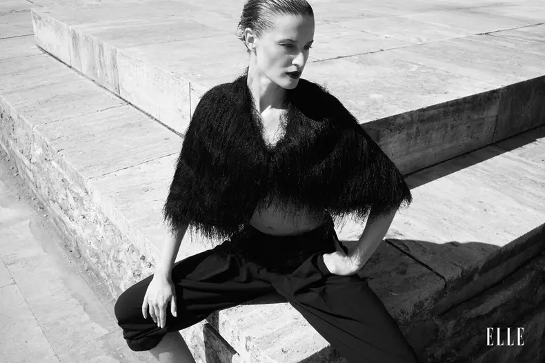 Tunică BY MALENE BIRGER și pantaloni DRYKORN, www.zalando.ro.