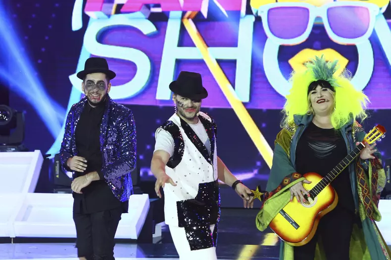 Viorica și Ioniță din Clejani concurează alături de copiii lor, Margherita și Fulgi, în prima ediție “FANtastic Show” (15)