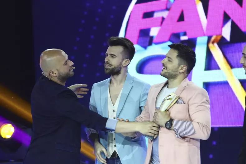 Viorica și Ioniță din Clejani concurează alături de copiii lor, Margherita și Fulgi, în prima ediție “FANtastic Show” (4)
