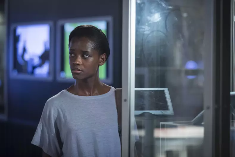 BlackMirror_02