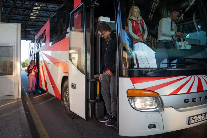 Ce au făcut vedetele concurente în drumul spre „Asia Express”