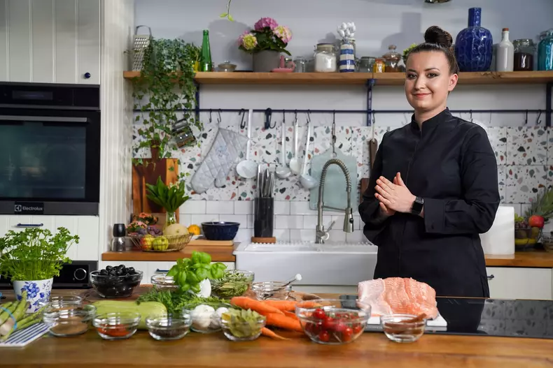 O concurentă de la „Chefi la cuțite” va avea propria emisiune, la Antena 1. Când începe Hello Chef
