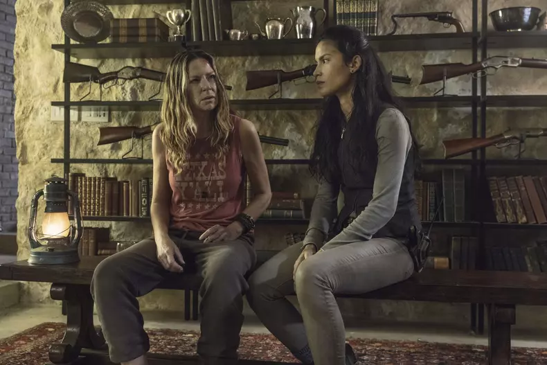 Au apărut noi imagini din sezonul 7 al serialului Fear the Walking Dead. Când a programat AMC premiera (6)