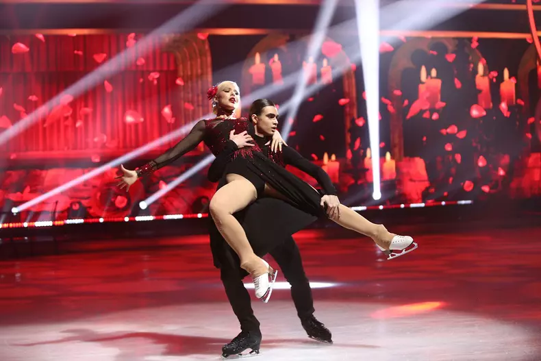 dancing on ice antena 1 26 martie 2022 (10)