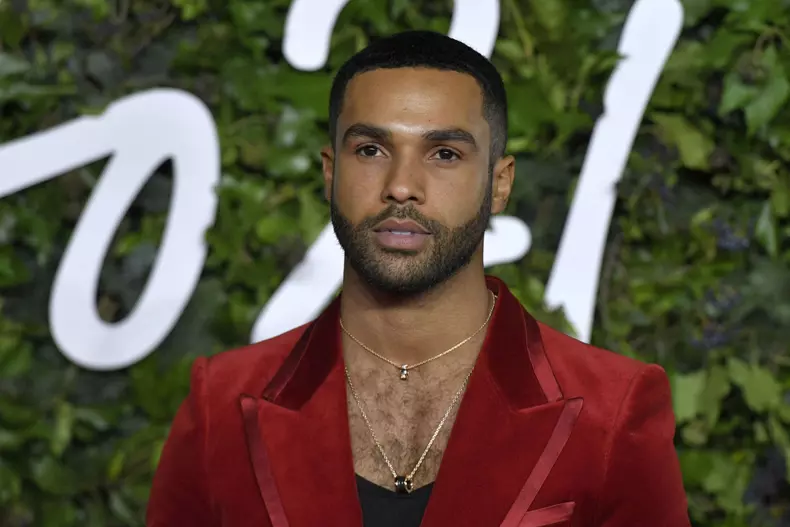 Lucien Laviscount, Alfie din „Emily in Paris”, se întoarce în sezonul 3 al serialului Netflix