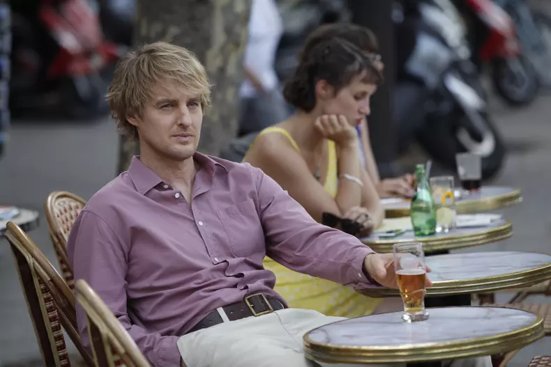 Midnight-In-Paris-1