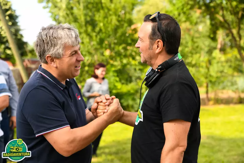 Daniel-Buzdugan-cu-ochii-in-lacrimi.-Ce-l-a-emotionat-pe-celebrul-DJ-de-radio-5