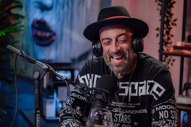 CRBL-se-muta-in-Romania-dupa-6-ani-petrecuti-in-Spania-6