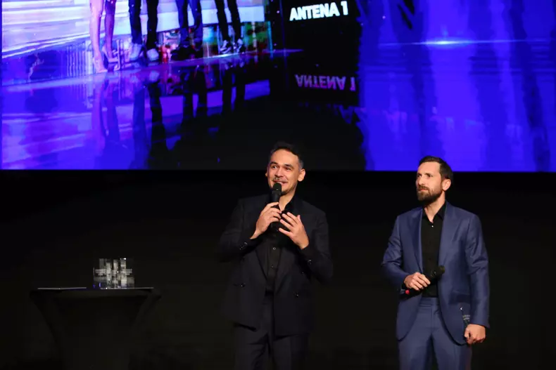 Razvan si Dani la Premiile TVMania 2022