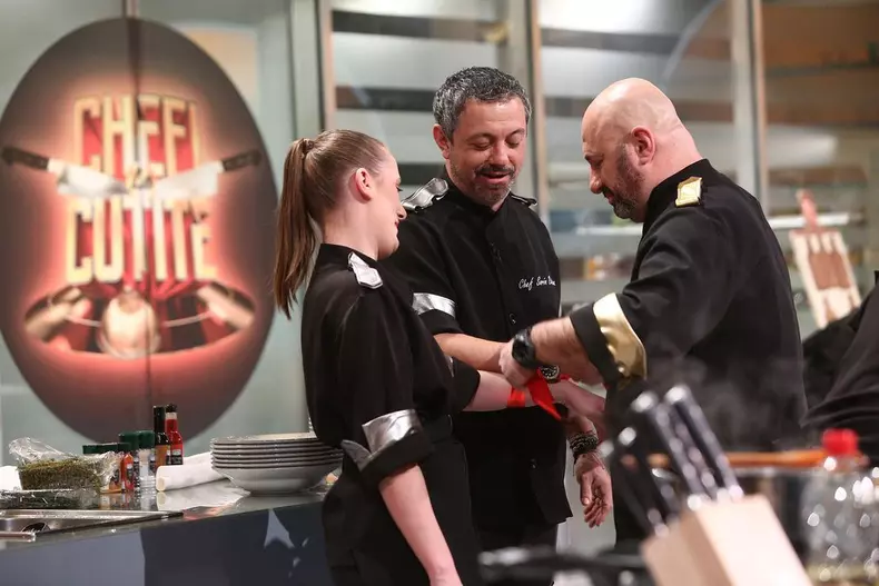 Cine este concurentul eliminat de la „Chefi la cuțite”, 1 noiembrie 2022. Emoțiile au fost copleșitoare