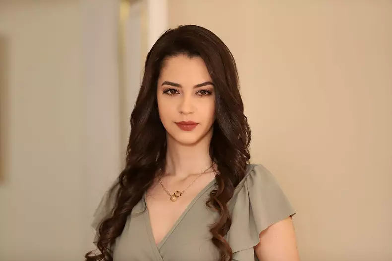Yagmur Çokgenç - Cine este actrița care o interpretează pe Yeliz Altinsoy în serialul „Instinct de mamă”