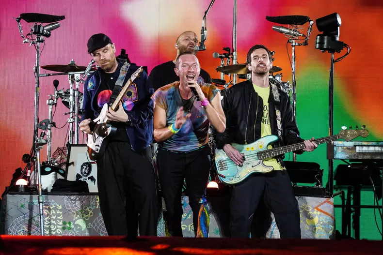 Coldplay, concert în București. Când are loc evenimentul și cât costă biletul