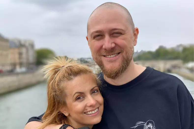Simona Gherghe și soțul ei au sărbătorit nunta de lemn