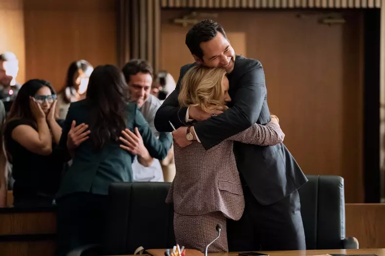 avocatul-din-limuzina-sezonul-3.-tot-ce-trebuie-sa-stiti-despre-serialul-netflix-7