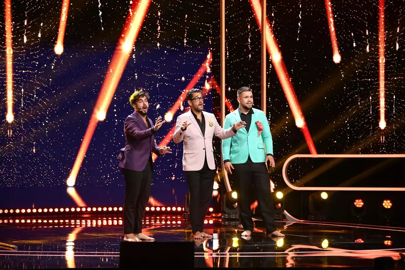 Cezar Ouatu, moment de excepție la iUmor 2023. Artistul e membru în prima trupă de stand-up comedy muzical, The Free Tenors
