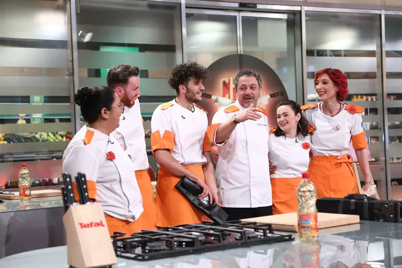 Răsturnare de situație la Chefi la cuțite, 9 octombrie 2023. Cătălin Scărlătescu a dat eliminarea peste cap