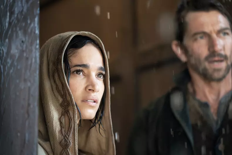 Netflix a publicat posterul oficial pentru Rebel Moon A Child of Fire  (1)