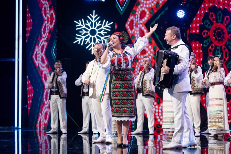 Andra și Frații Advahov