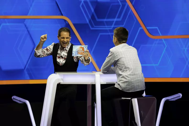 Jocul cuvintelor cu Dan Negru