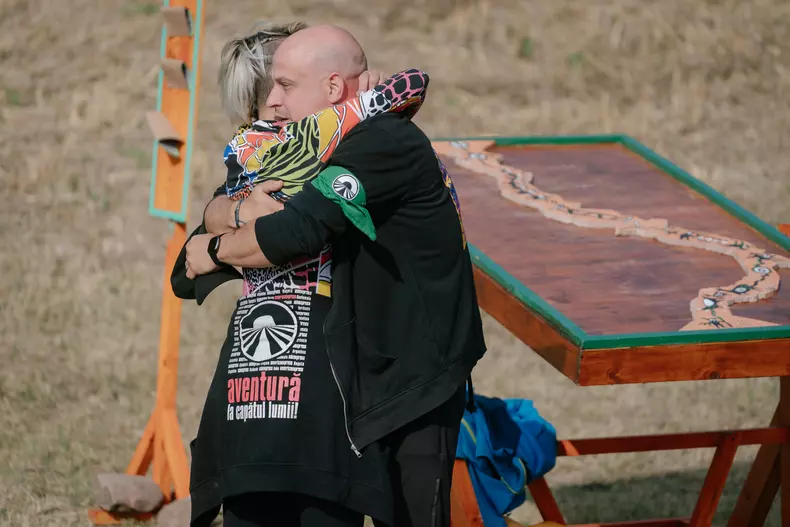 Vlad și Giulia au luat amuleta