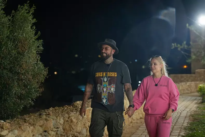 CRBL și Elena, primul cuplu eliminat de la „Power Couple România”  (1)