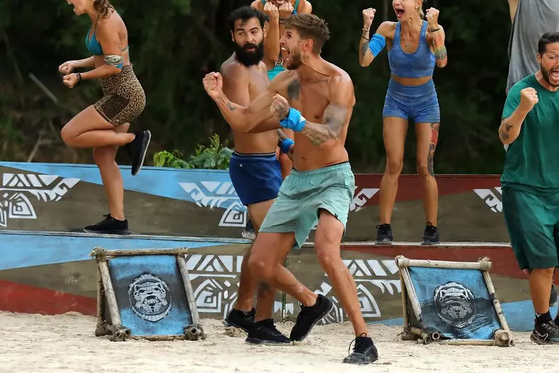 De ce Alex Delea a fost dat afară de mama lui  (1)
