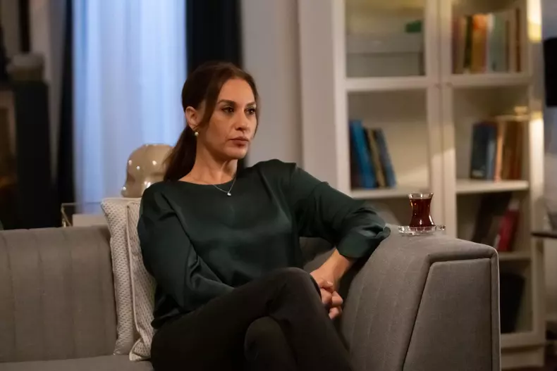 Evrim Alasya in serialul O dragoste_Kanal D (4)