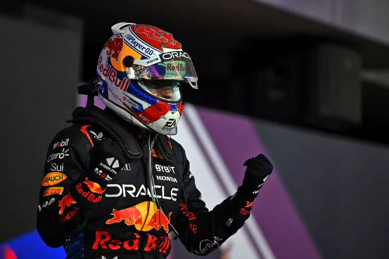 Formel 1 in Bahrain - Max Verstappen gewinnt Saisonauftakt