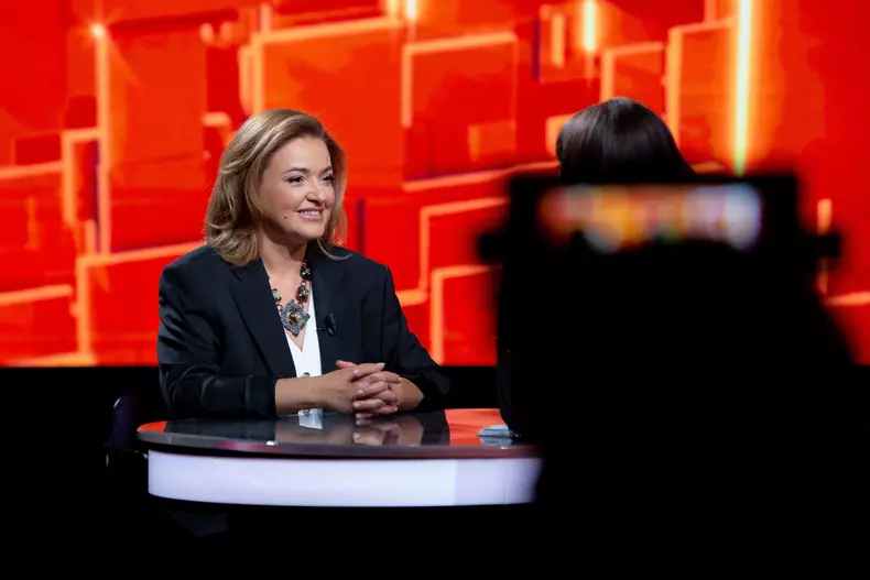 Cristina Bâtlan la 40 de intrebari cu Denise Rifai (2)