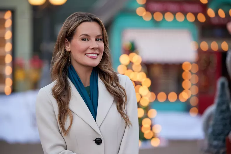 Navigating Christmas Final Image Assets